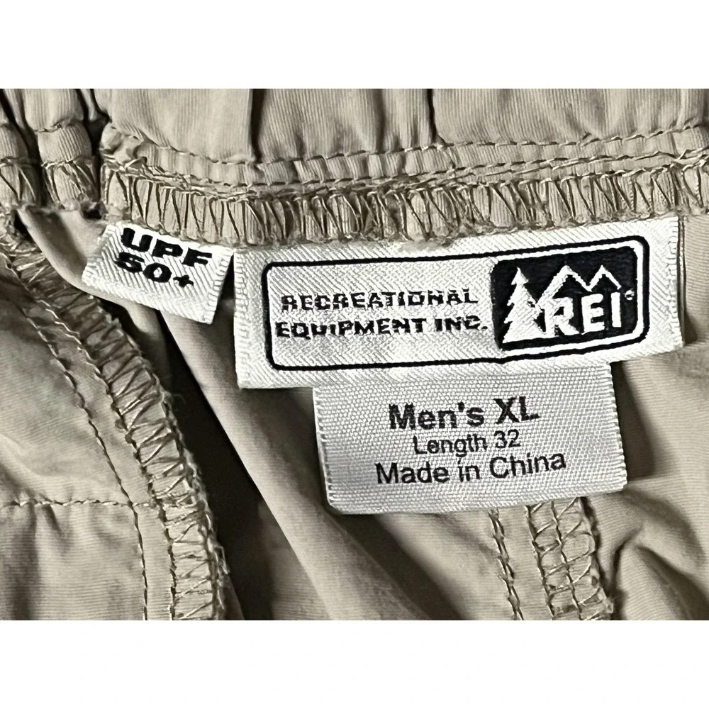 REI Pants Mens XL Beige Convertible Cargo Zip Off Nylon UPF 50+ Hiking Trail